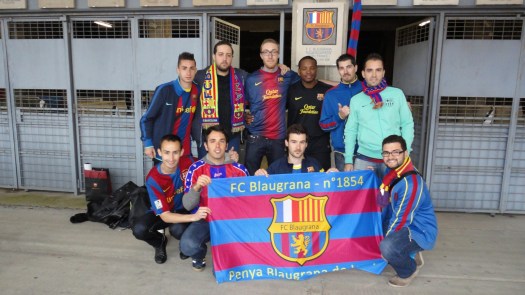 Inauguration du badge de la penya sur le Camp Nou